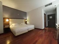 Arva Spa París Hotels in Leon