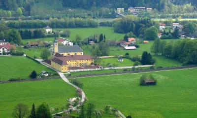 Gasthof-Hotel-Metzgerei Keindl Waller GmbH Hotels in der Nähe von Tatzelwurm-Wasserfälle