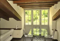 Casona la Sierra Hotels in Pravia
