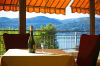 Hotel Europa Hotels in Lesa