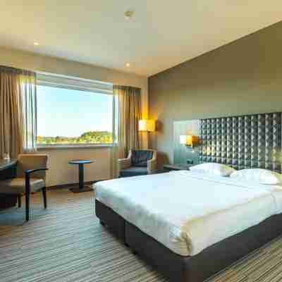 Mezzo Hotel & Business Rooms