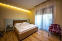 Hotel Bella Vista Hotels in Shkallnur