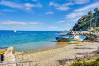 Gorgeous Catalina Island Condo with Golf Cart!