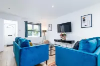 Marham Close Hotels in Carlton
