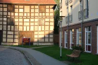 Hotel & Restaurant am Schlosspark Hotels in Golssen