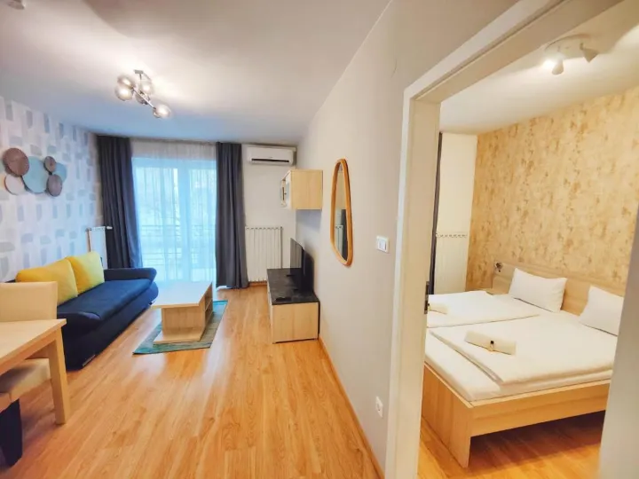 Maple Tree Budget Apartments