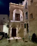 Iris Apartments