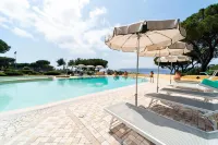Residence le Grazie Est - Pools