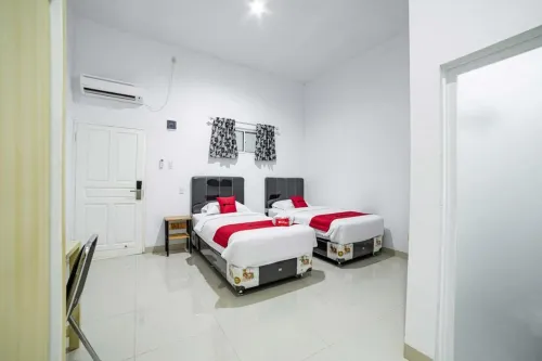 RedDoorz Plus Near Thamrin Plaza Medan Hotel a Bantan Timur