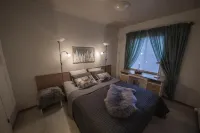 Lomavekarit Apartments - Homestay