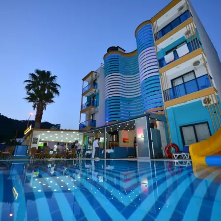 Yade Luxe Hotel
