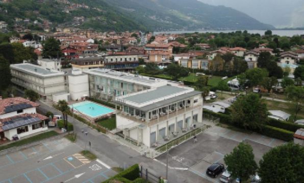 Hotel Vischi - Housity