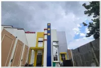 RedDoorz Near Moro Mall Purwokerto 2