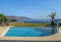 Happy Days Beach Hotel - Beach