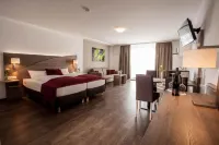 Wein & Bett Weihbrecht Hotels near Cafe Bistro Hamballe