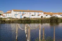 Madame Vacances les Maisons du Lac Hotels in Beauvoir-sur-Mer