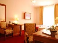 Münsterländer Hof Hotels in Cloppenburg