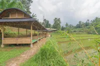 RedDoorz Resort Syariah @ Batu Apung Purwakarta Hotels in Bojong