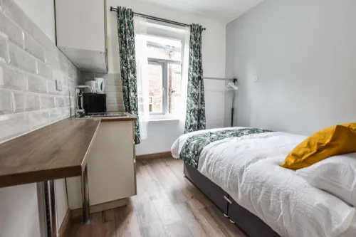 Regency Guest House Manchester North Hotels in Middleton