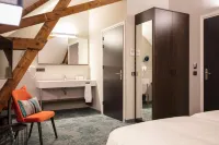 Hotel de Koppelpaarden Hotel di Winterswijk Woold