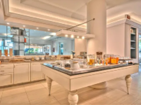 ホテル エクセルシオール ル テラッツェ ガルダのホテル