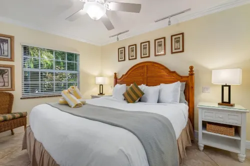 Siesta Key Inn - Homestays