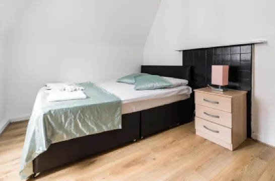 London Homes - Aldgate Hotels in 