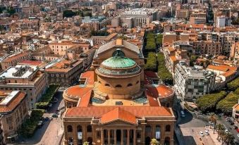 Castelnuovo Rooms Palermo #Politeama