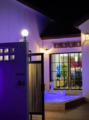 รูปภาพของKonijiwa Bangsaen Private Pool Karaoke BBQ