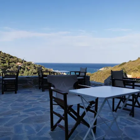 Heliopetra Sea View Studios