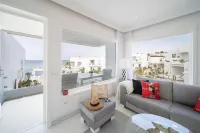 Lani's Suites de Luxe - Adults Only - balcony