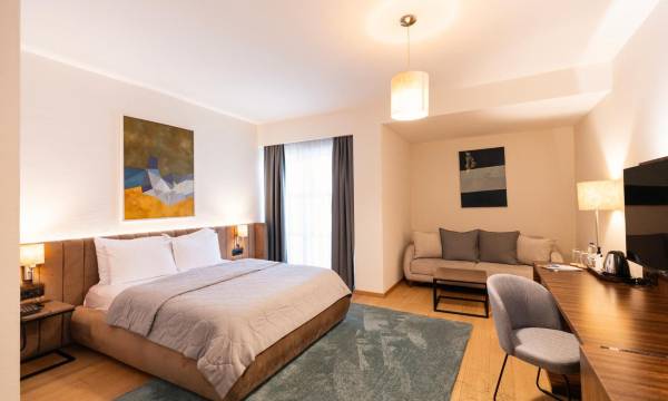 Hotel Sirius
