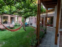 La Tosca Hostel Hoteles en Biedma