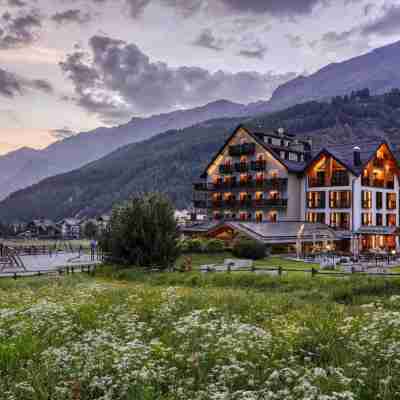 Hotel Sant'Orso - Mountain Lodge & Spa Hotel Exterior
