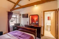 The Village Inn Hotels near Rothbury URC Church