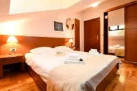 Hotel Park Hotels in Ловран