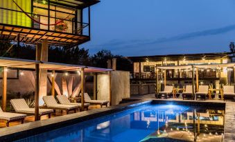 Cabane Container Hotel - Adults Only