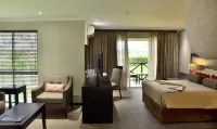 Cresta Riley's Hotel Hotels in 