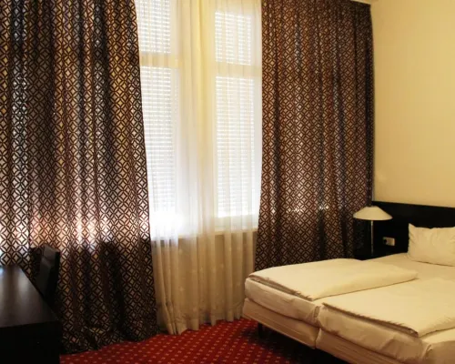 アーリアーナ ホテル オッフェンバッハのホテル