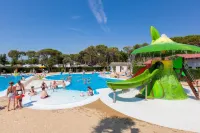 Vela Blu Camping Village Hôtels à : Cavallino-Treporti