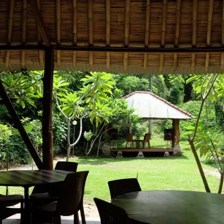 Kali Catur Resort Отели в г. Мадиун