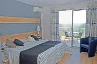 Logis Hotel Solhotel Các khách sạn gần Tunnel De La Gare A La Plage