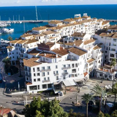 호텔  부티크 B51 푸에르토 바누스 Puerto Banus Marina 주변 호텔