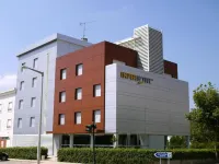 Imperhotel by Umbral