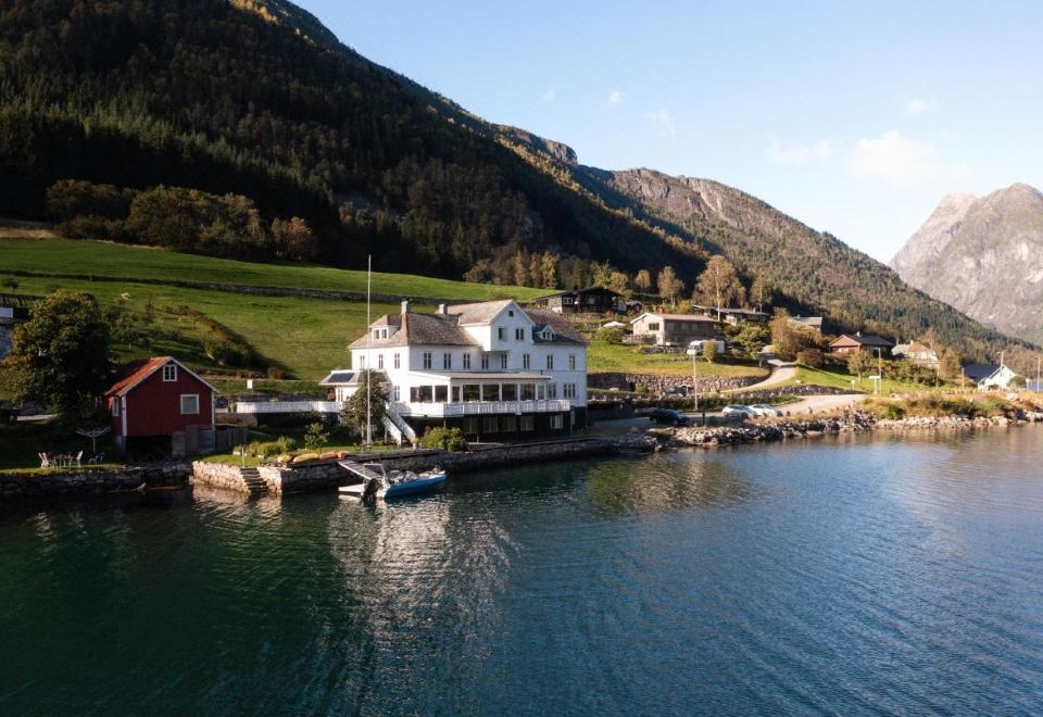 hotel overview picture