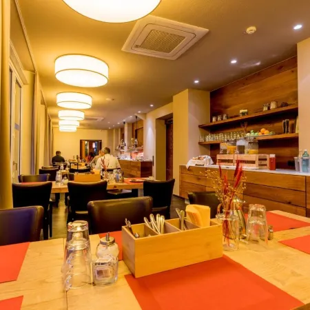 Hotel Bacchus