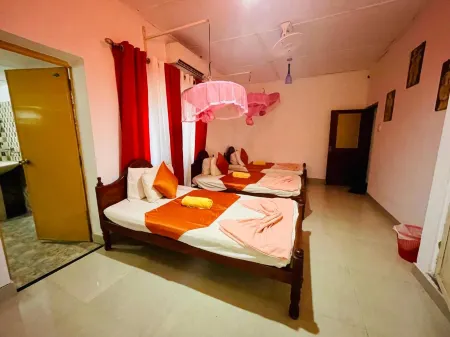 Rock Cascade Tourist Home &Cookery School