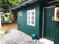 Rumah Tepi Istana Ξενοδοχεία στην πόλη Batu Buruk