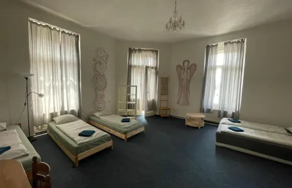 俄斯特拉伐摩拉維亞旅舍