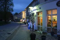 Hotel & Restaurant am Schlosspark - ที่มีสระว่ายน้ำ